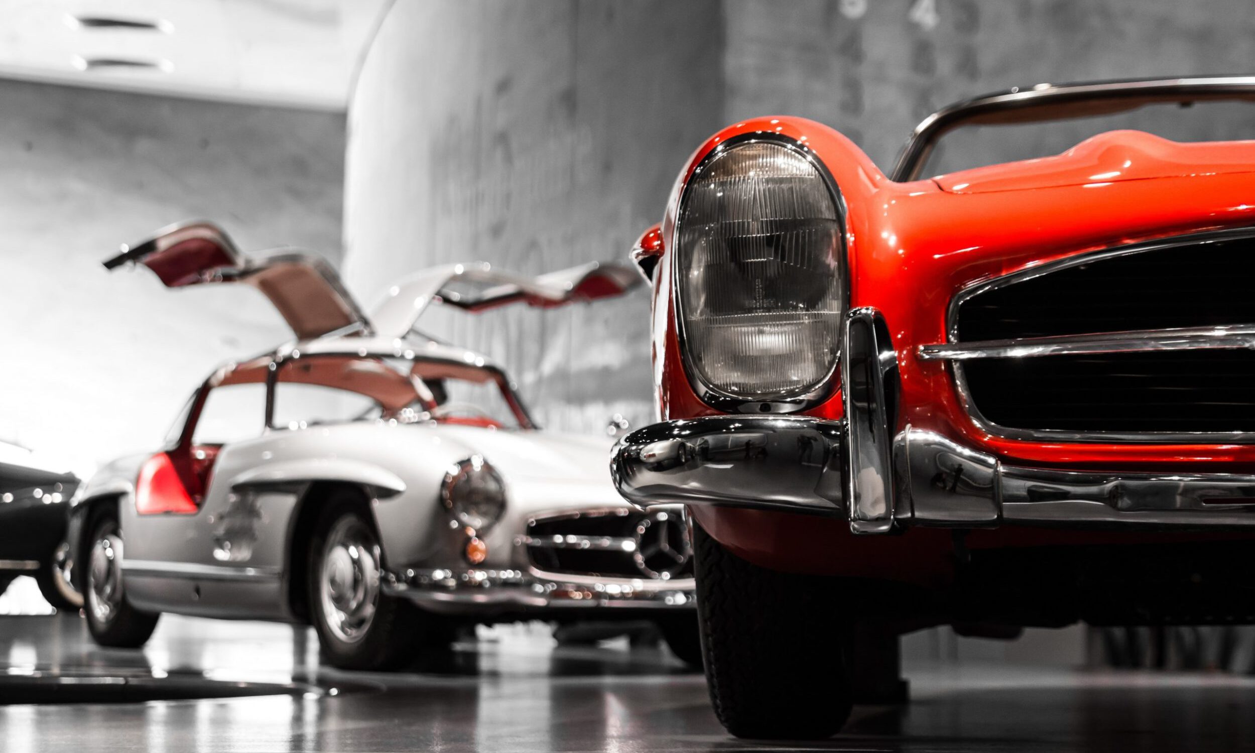Tued-Kfz-Sachverständiger-Deutschland_Oldtimer_Youngtimer_johannes-giez-VOsy-vH3V2c-unsplash-scaled